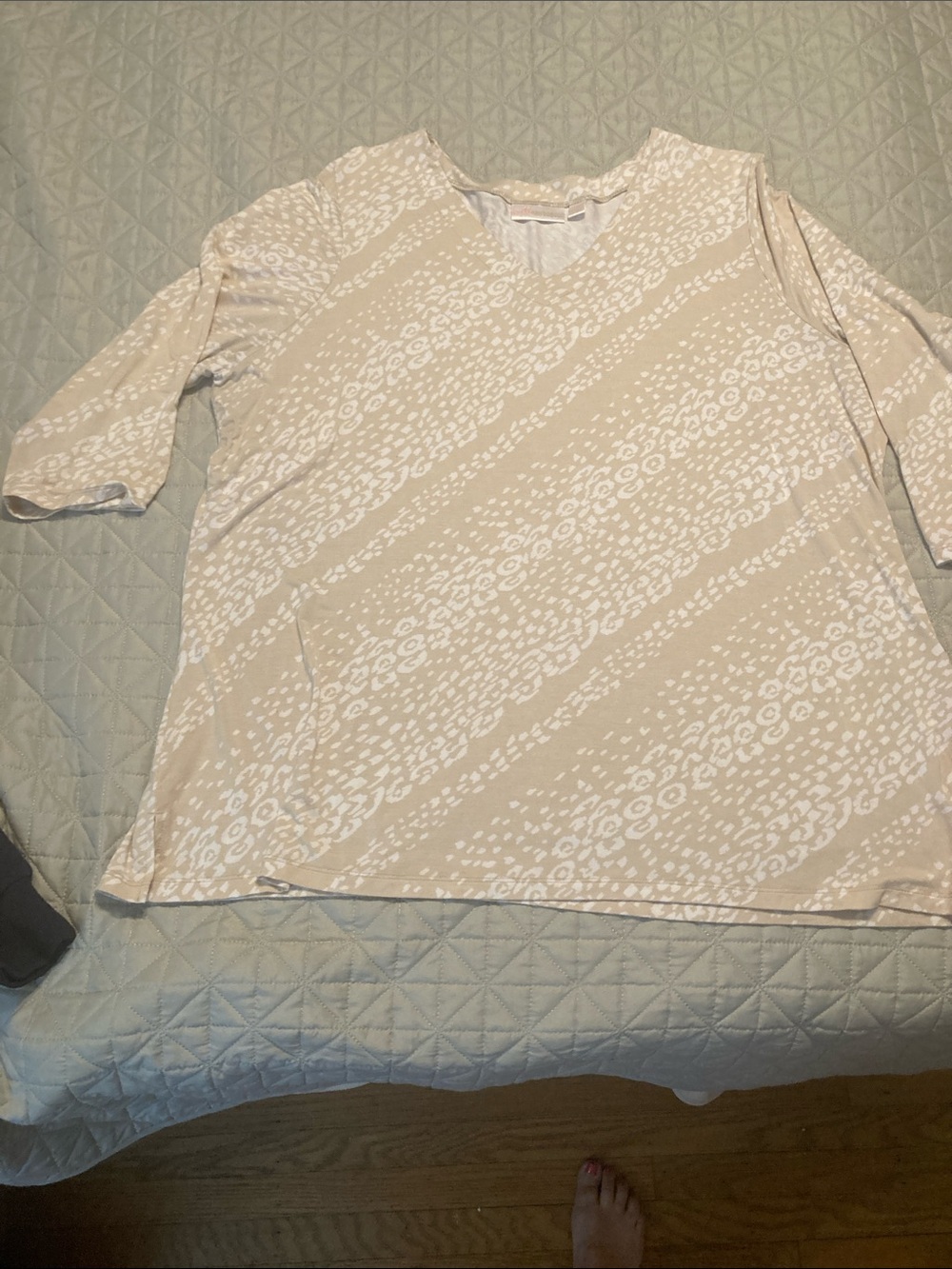 Belle by Kim Gravel Cream and White Printed V-Neck Tunic